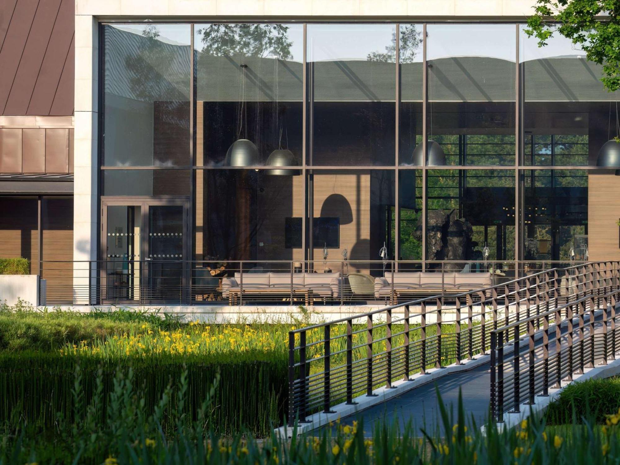 Le Domaine Des Vanneaux Golf Et Spa Mgallery LʼIsle-Adam Exterior foto